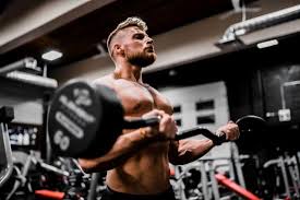 The Use of SARMs and Weight Training