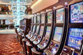 How to make money by playing online slots?