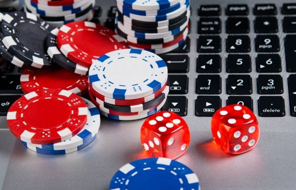 Why should you considerthe many advantages of online casino games?