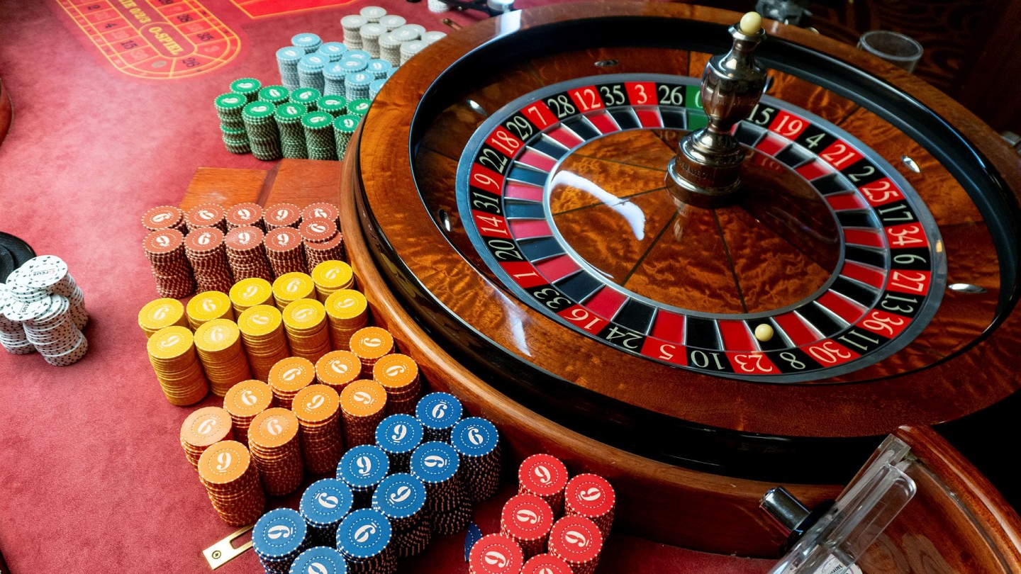 Making use of Very best On the web Slot Tips