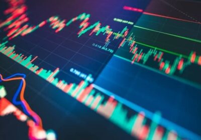 Bitcoin Price Dynamics in Bull and Bear Markets